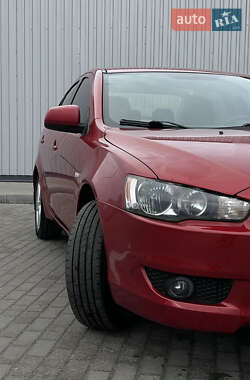 Седан Mitsubishi Lancer 2009 в Києві
