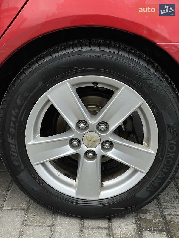 Седан Mitsubishi Lancer 2009 в Киеве