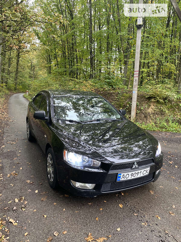 Mitsubishi Lancer 2011