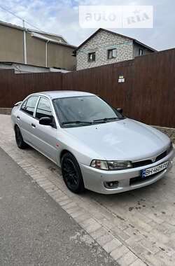 Седан Mitsubishi Lancer 1996 в 
