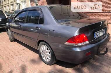 Седан Mitsubishi Lancer 2004 в Львові