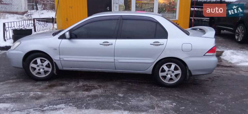 Седан Mitsubishi Lancer 2006 в Киеве фото 18 Седан Mitsubishi Lancer 2006 в Киеве