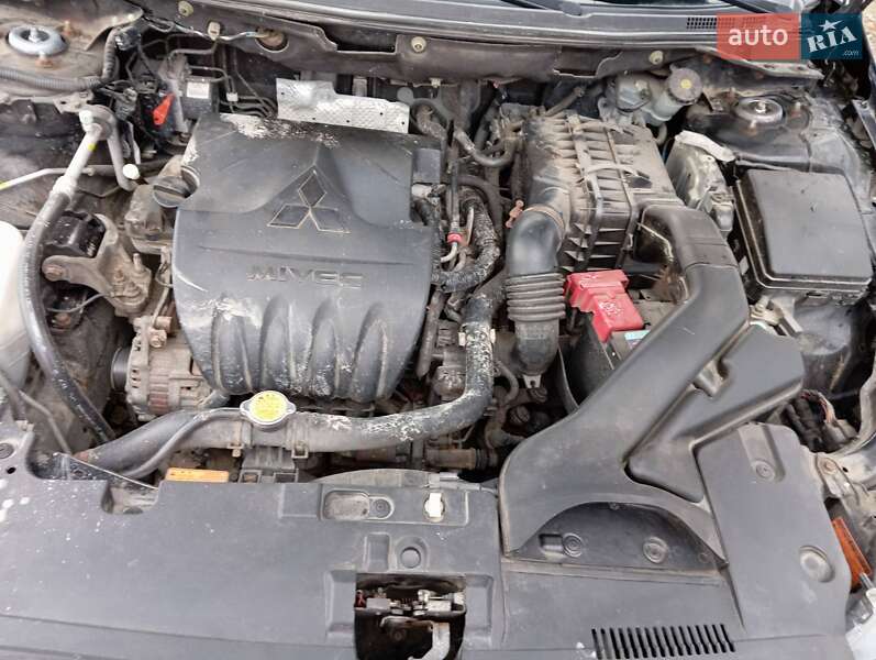 Седан Mitsubishi Lancer 2011 в Віньківцях