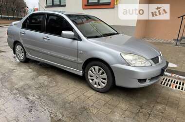 Седан Mitsubishi Lancer 2006 в Львове