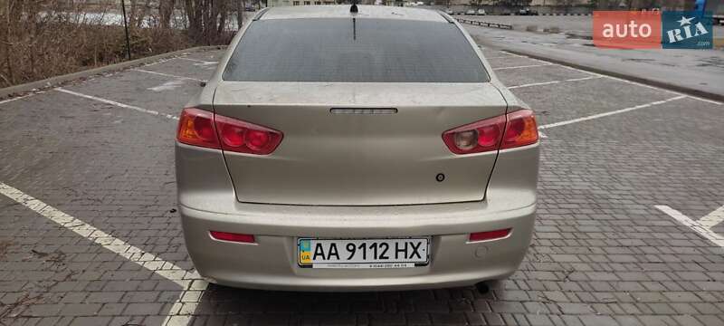 Седан Mitsubishi Lancer 2008 в Києві