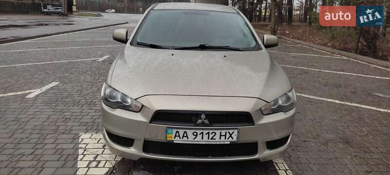 Седан Mitsubishi Lancer 2008 в Києві