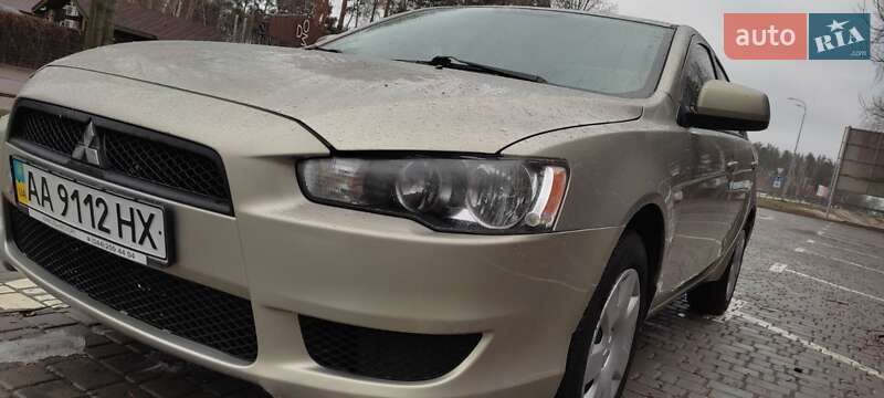 Седан Mitsubishi Lancer 2008 в Києві