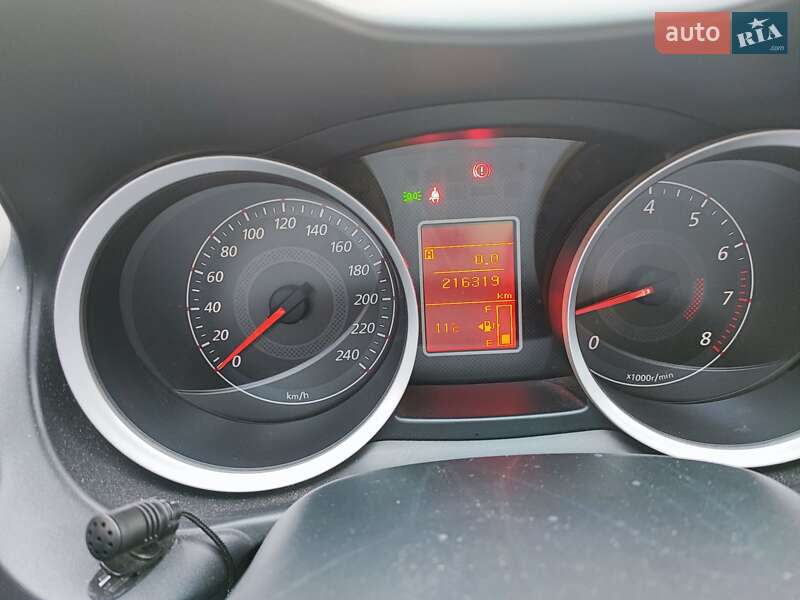 Хэтчбек Mitsubishi Lancer 2010 в Киеве