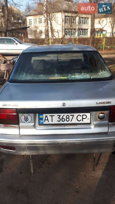 Седан Mitsubishi Lancer 1991 в Ивано-Франковске