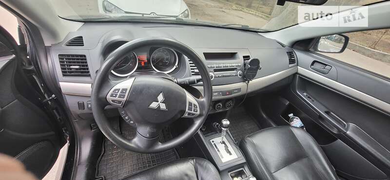 Седан Mitsubishi Lancer 2012 в Києві