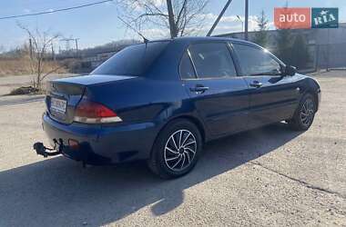 Седан Mitsubishi Lancer 2004 в Львове