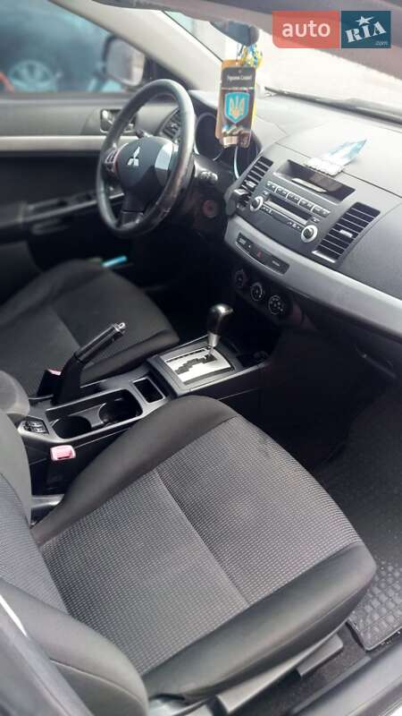 Седан Mitsubishi Lancer 2011 в Львове фото 8 Седан Mitsubishi Lancer 2011 в Львове
