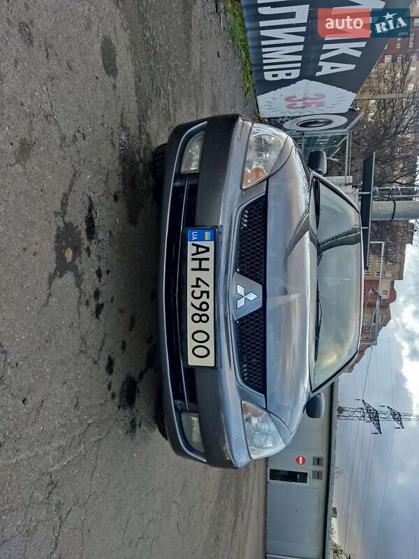 Седан Mitsubishi Lancer 2008 в Краматорске