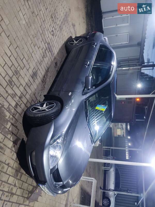 Седан Mitsubishi Lancer 2008 в Краматорске