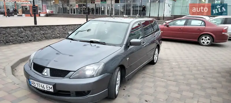 Mitsubishi Lancer