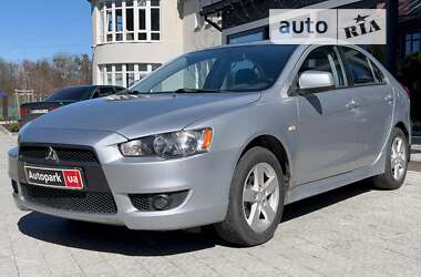 Седан Mitsubishi Lancer 2009 в Львове