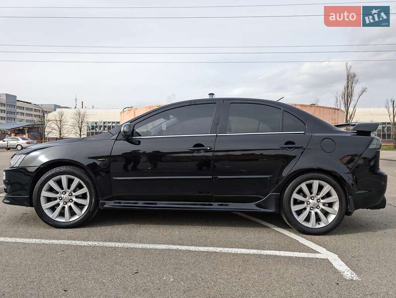 Седан Mitsubishi Lancer 2008 в Києві