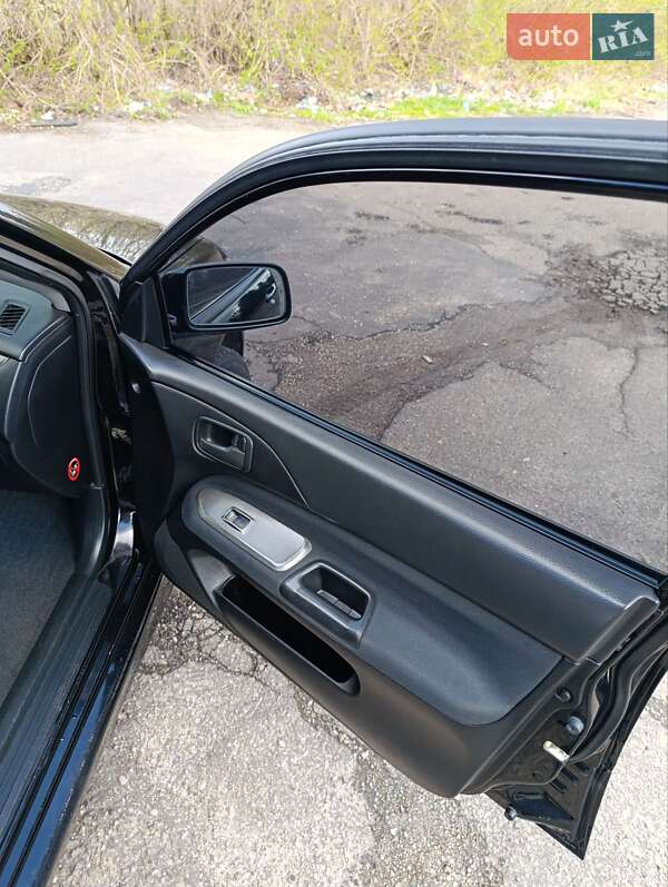 Седан Mitsubishi Lancer 2006 в Новом Роздоле