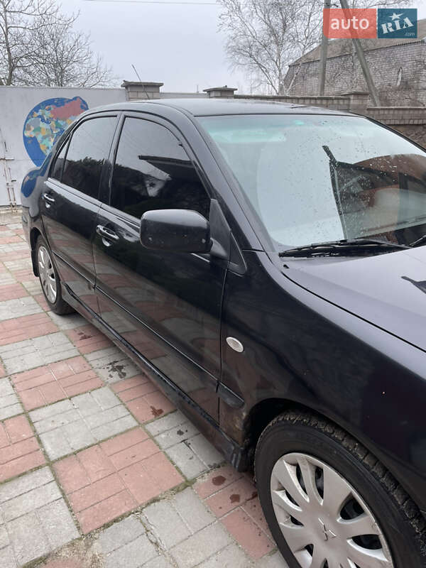 Седан Mitsubishi Lancer 2006 в Каменском