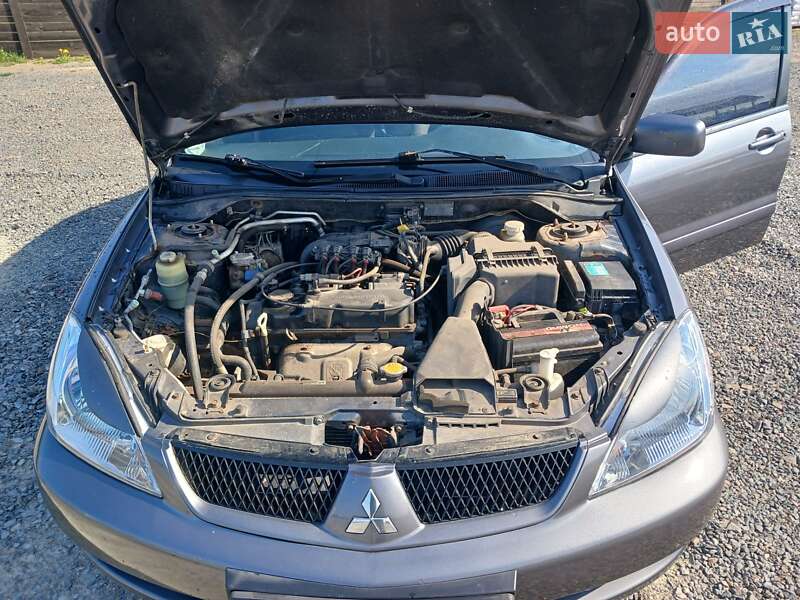 Седан Mitsubishi Lancer 2007 в Рокитном