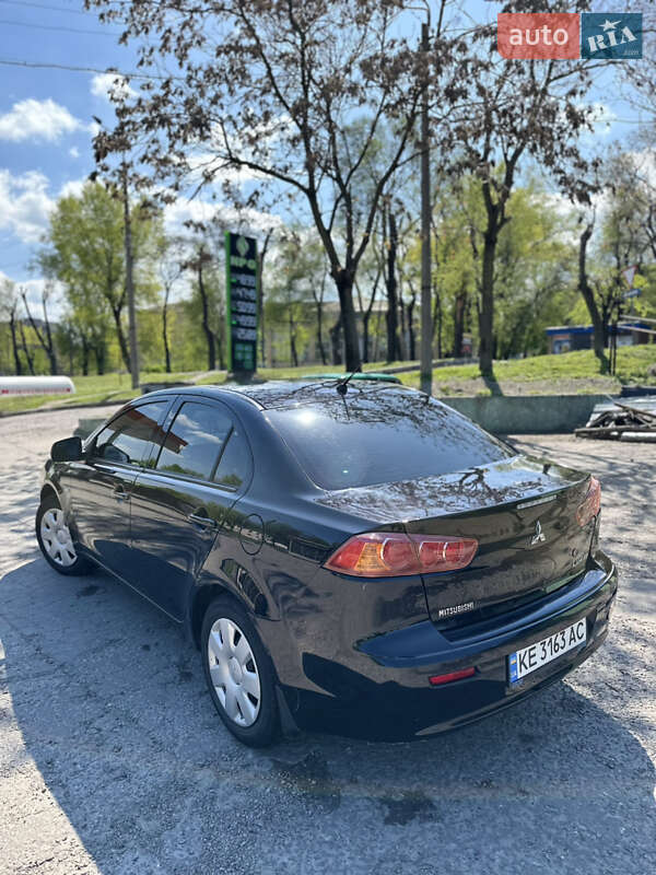 Седан Mitsubishi Lancer 2008 в Каменском
