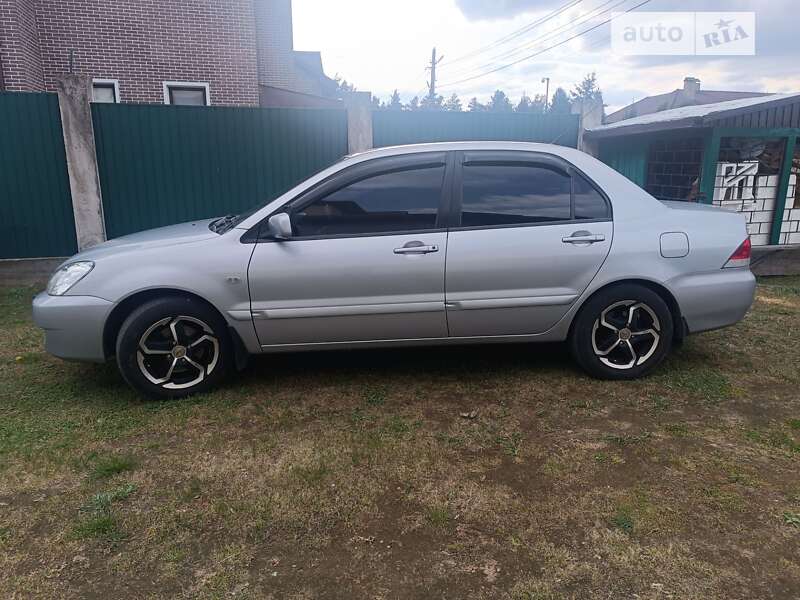 Седан Mitsubishi Lancer 2008 в Києві