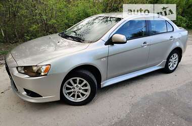 Седан Mitsubishi Lancer 2013 в Києві