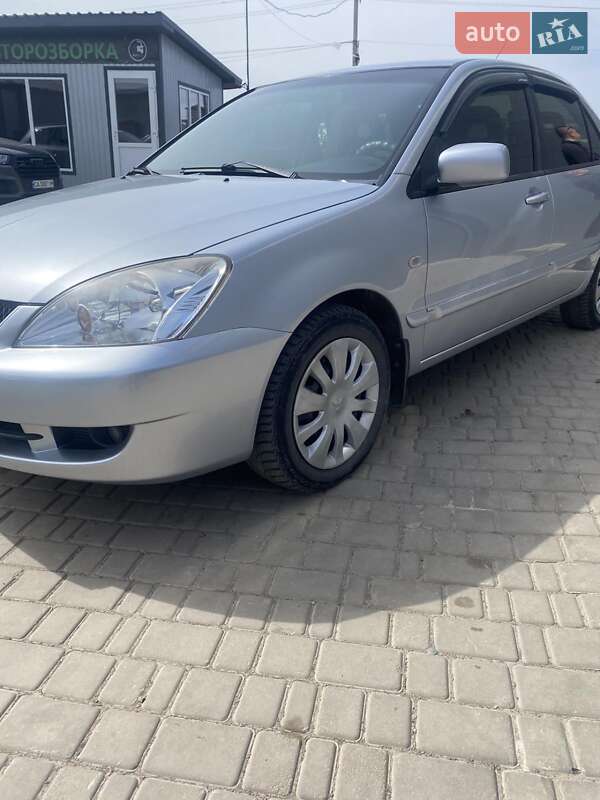 Седан Mitsubishi Lancer 2007 в Умани фото 2 Седан Mitsubishi Lancer 2007 в Умани
