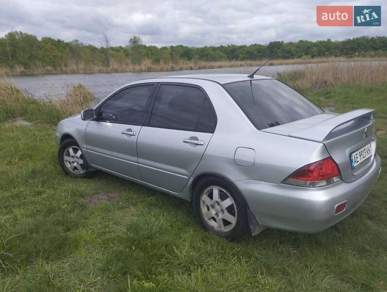 Седан Mitsubishi Lancer 2004 в Новомосковске фото 17 Седан Mitsubishi Lancer 2004 в Новомосковске