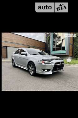 Седан Mitsubishi Lancer 2008 в Чернигове