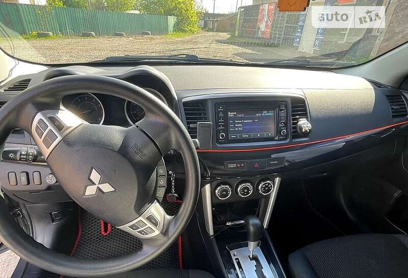 Седан Mitsubishi Lancer 2016 в Бахмаче