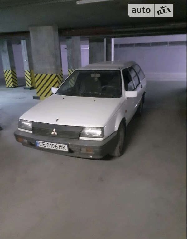 Универсал Mitsubishi Lancer 1987 в Львове