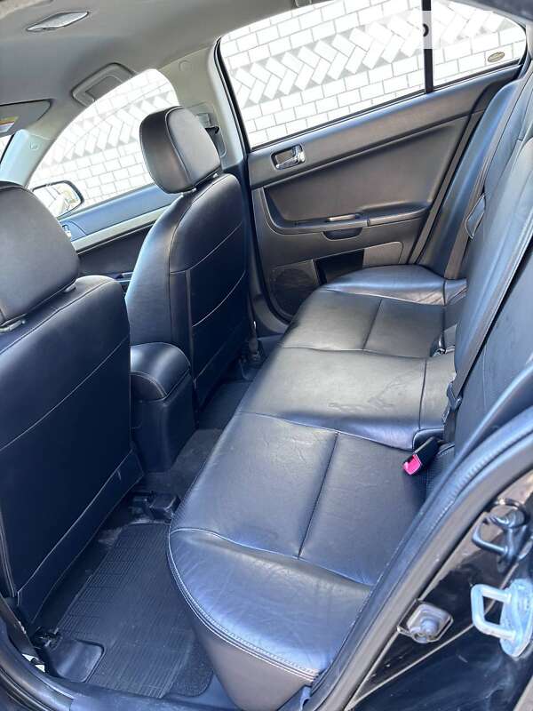 Хэтчбек Mitsubishi Lancer 2011 в Полонном