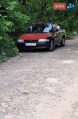 Седан Mitsubishi Lancer 1995 в 
