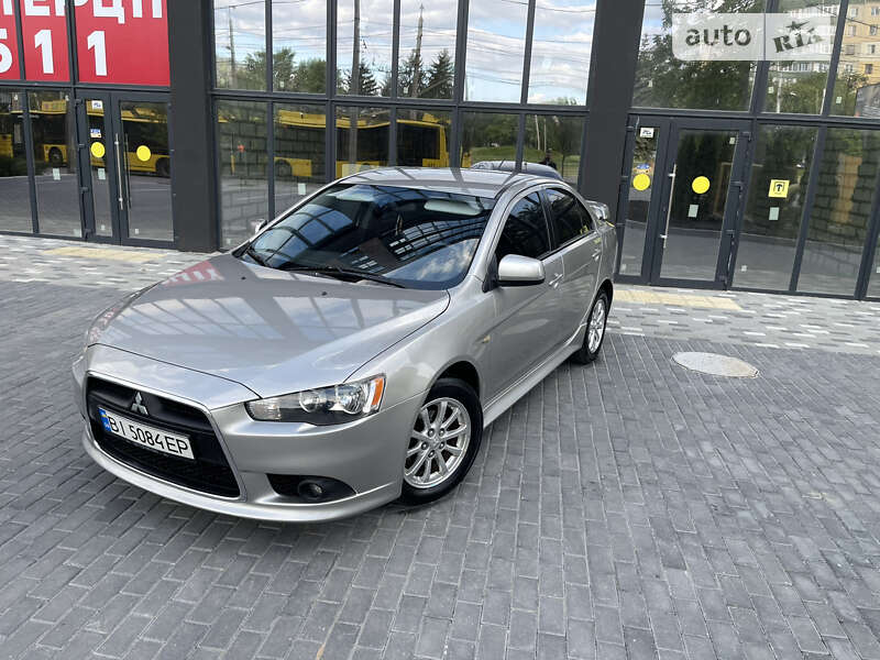 Седан Mitsubishi Lancer 2013 в Полтаві