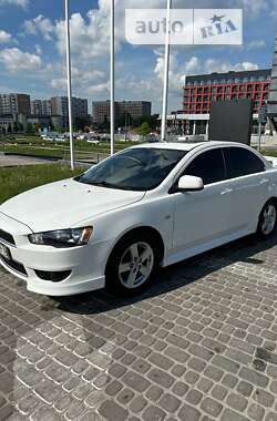 Седан Mitsubishi Lancer 2014 в Львові