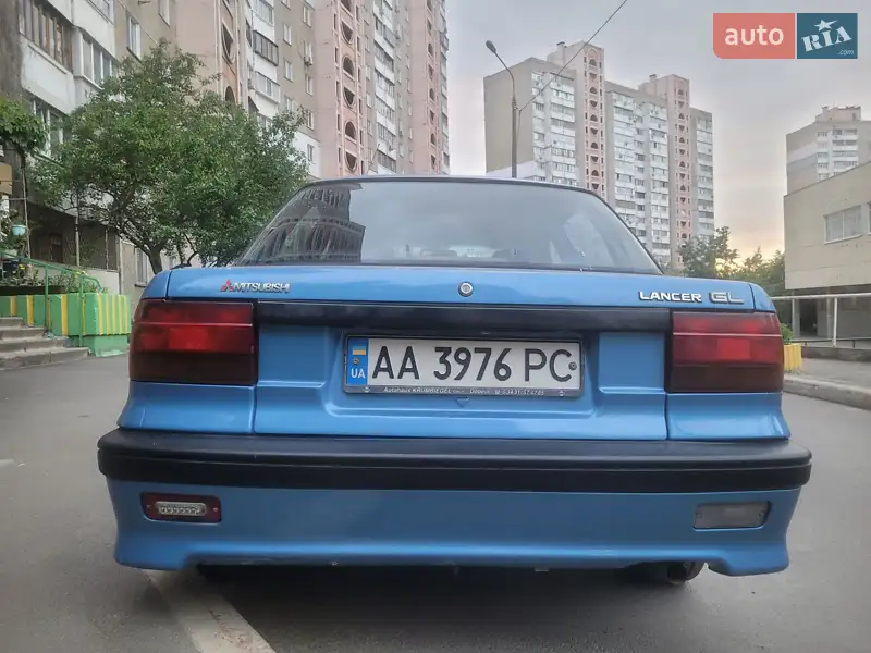 Mitsubishi Lancer