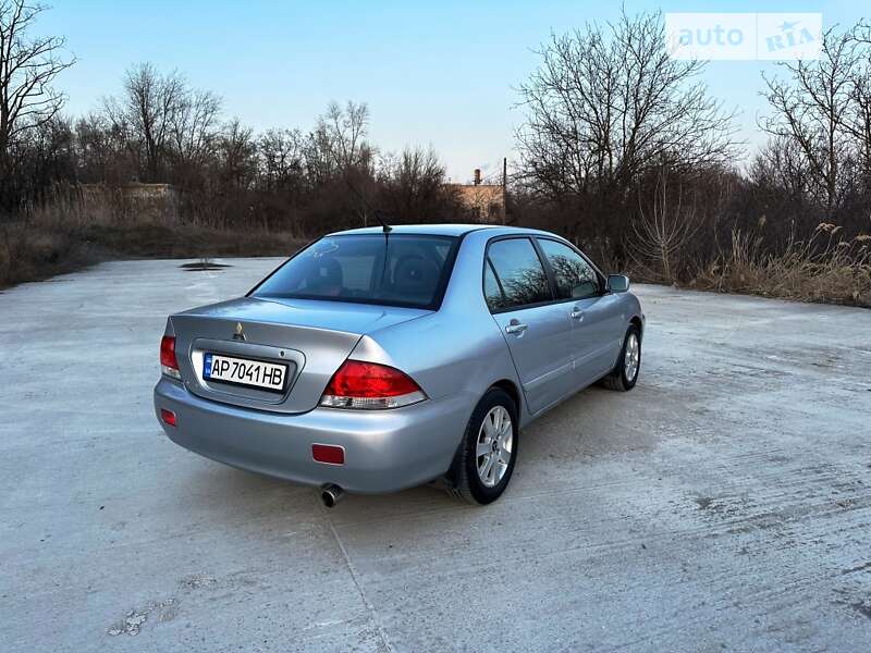 Седан Mitsubishi Lancer 2006 в Запорожье