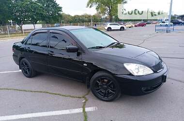 Седан Mitsubishi Lancer 2006 в Днепре