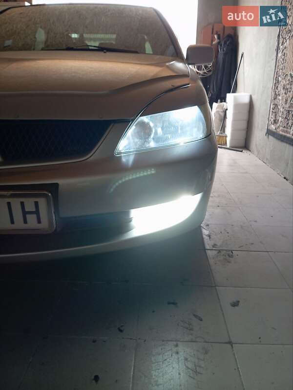 Седан Mitsubishi Lancer 2006 в Запоріжжі