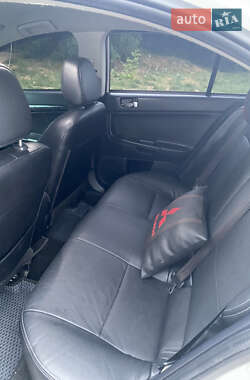 Седан Mitsubishi Lancer 2016 в 