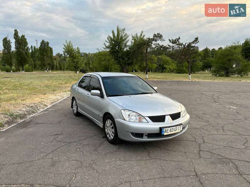 Седан Mitsubishi Lancer 2006 в Каменском фото 2 Седан Mitsubishi Lancer 2006 в Каменском