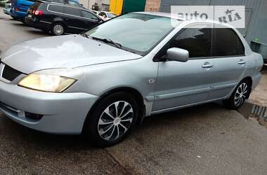 Седан Mitsubishi Lancer 2006 в Звягелі