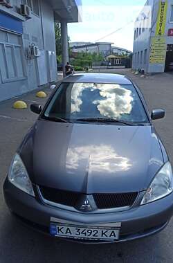 Седан Mitsubishi Lancer 2005 в Киеве