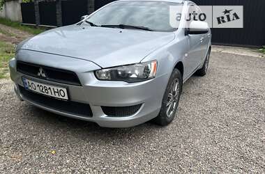 Седан Mitsubishi Lancer 2009 в Тячеві