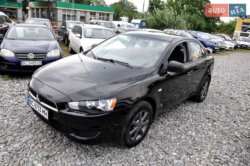 Седан Mitsubishi Lancer 2010 в Львові