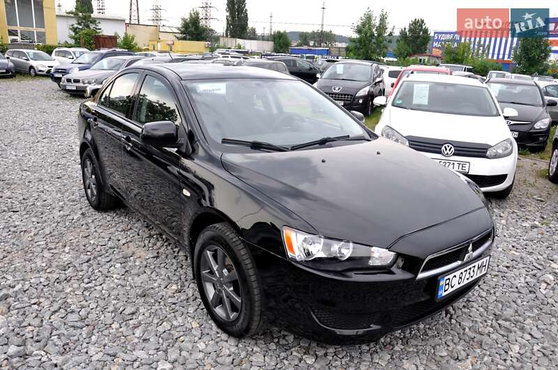Седан Mitsubishi Lancer 2010 в Львові