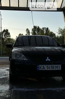 Седан Mitsubishi Lancer 2006 в Киеве