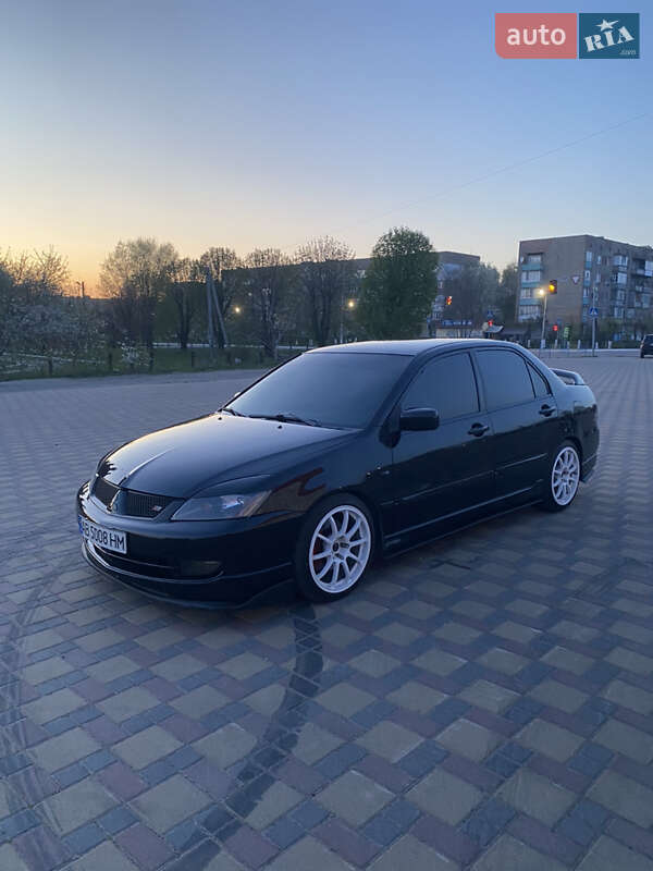 Седан Mitsubishi Lancer 2006 в Гайсину
