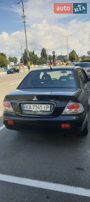 Седан Mitsubishi Lancer 2009 в Киеве